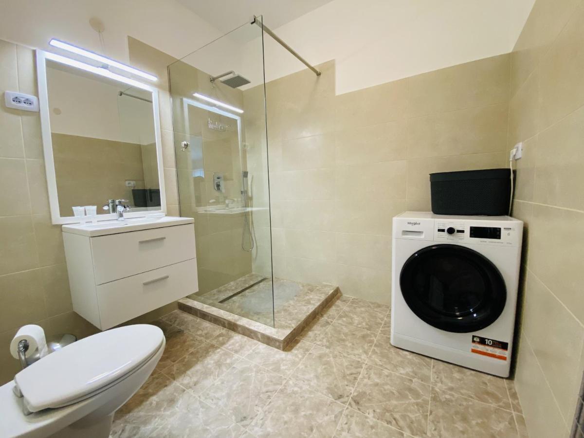 קלוז'-נאפוקה Deluxe Apartment With Balcony And Private Parking In Colvmna Residence מראה חיצוני תמונה